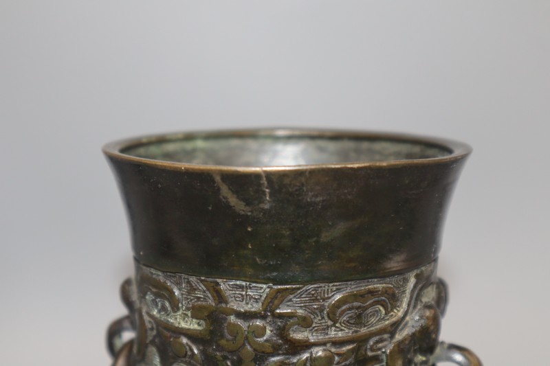 A 17th/18th century Chinese bronze archaic style vase, height 21.5cm